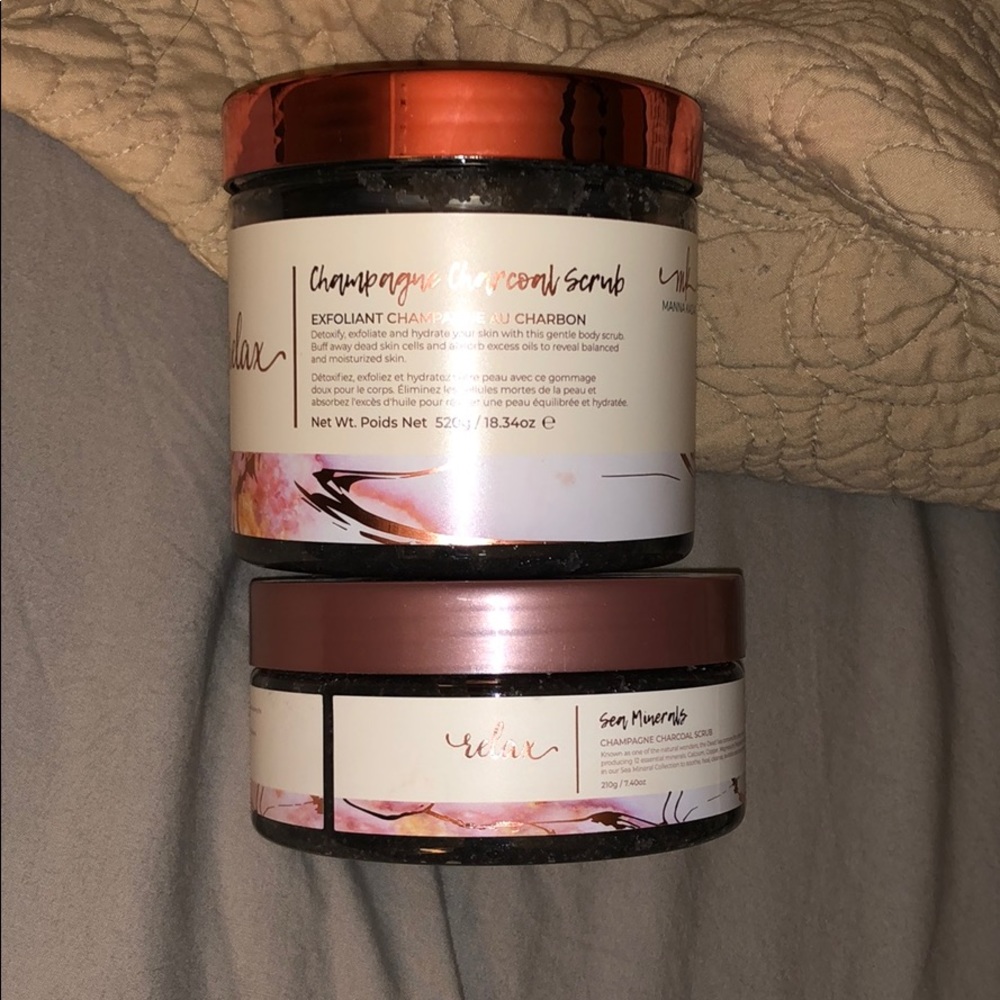 manna kadar champagne charcoal scrub